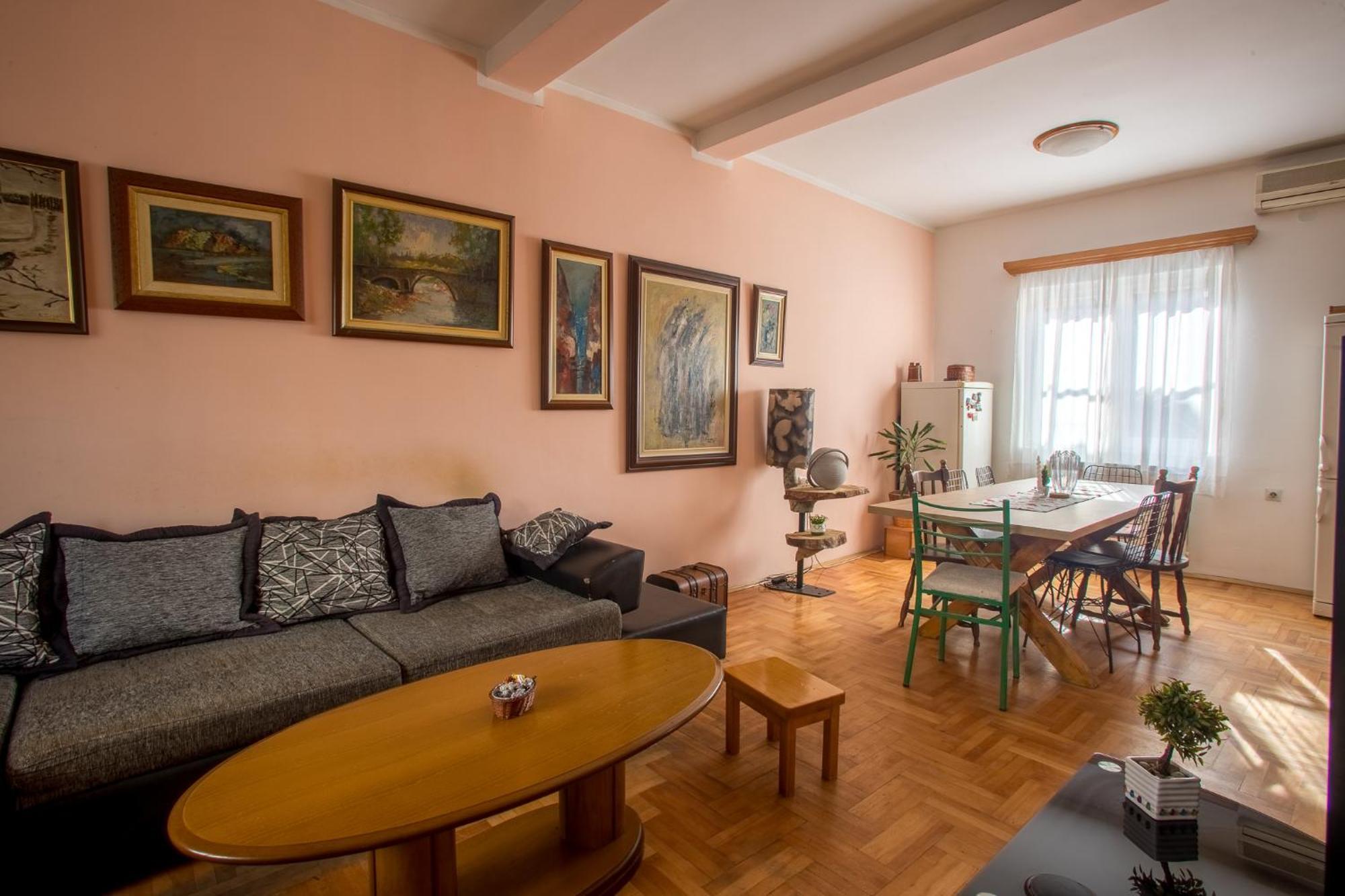 Late Story Apartment Podgorica Exterior photo