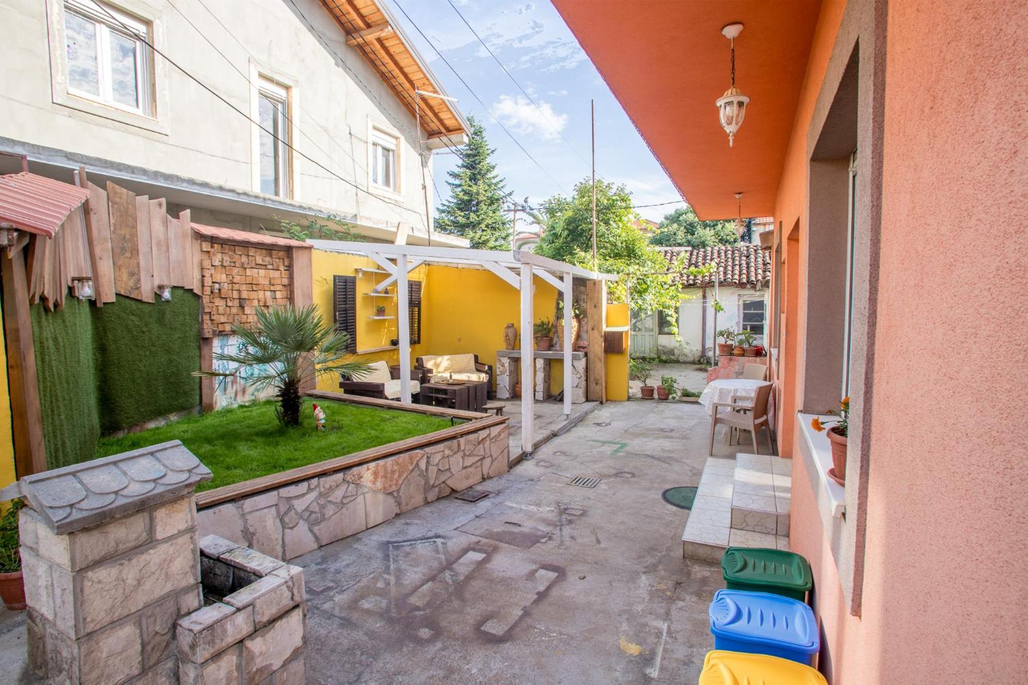 Late Story Apartment Podgorica Exterior photo